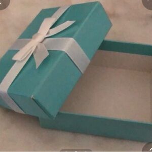 Tiffany Box 💕